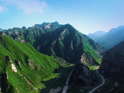 電磁鍋爐高效加熱，穩(wěn)定輸出，操作簡便的能源新選擇
